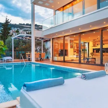 度假居 5 Bedroom Nr Sea, Heated Pool Games *