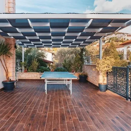 5 Bedroom Nr Sea, Heated Pool Games 度假居 *