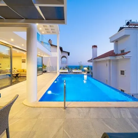度假居 5 Bedroom Nr Sea, Heated Pool Games 卡斯